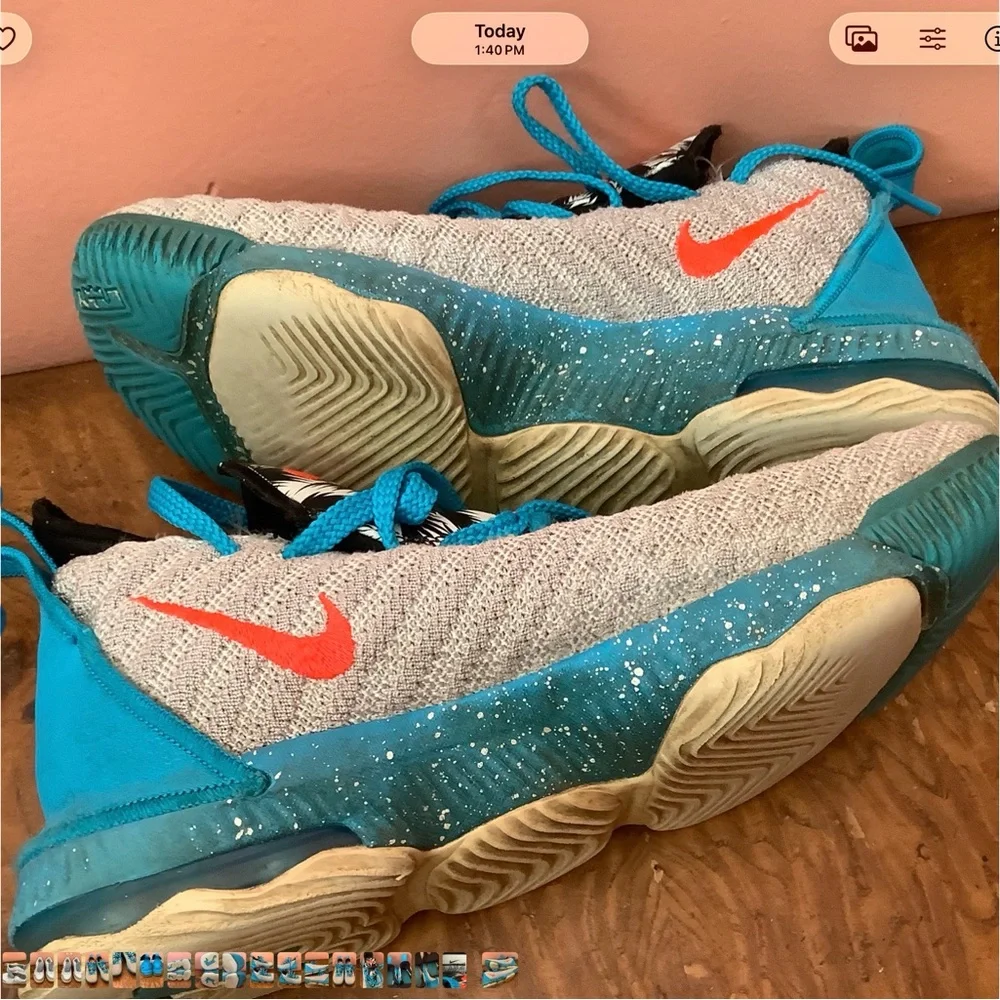 Nike Lebron AQ2465-078 Size 5Y Sneakers